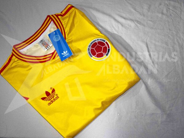 Camiseta retro Selección Colombia 1990/2026
